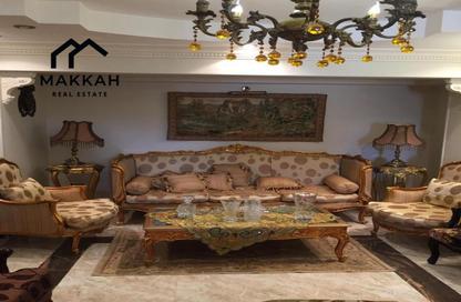 شقة - 3 غرف نوم - 2 حمامات للبيع في شارع صلاح سالم - روكسي - مصر الجديدة - القاهرة شقة - 3 غرف نوم - 2 حمامات للبيع في شارع صلاح سالم - روكسي - مصر الجديدة - القاهرة