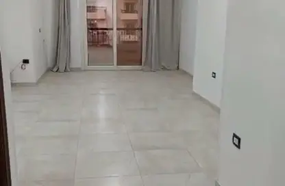 شقة - 3 غرف نوم - 2 حمامات للايجار في اللوتس الجنوبي - حى اللوتس - مدينة القاهرة الجديدة - القاهرة