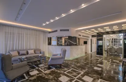 Apartment - 3 Bedrooms - 3 Bathrooms for rent in Stone Residence - 5th Settlement Compounds - The 5th Settlement - New Cairo City - Cairo Apartment - 3 Bedrooms - 3 Bathrooms for rent in Stone Residence - 5th Settlement Compounds - The 5th Settlement - New Cairo City - Cairo