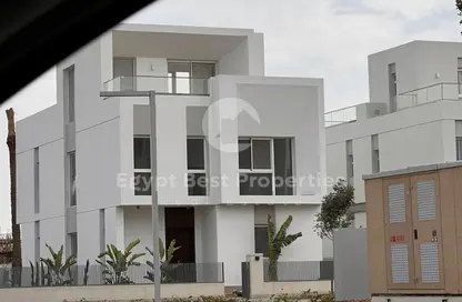 فيلا - 4 غرف نوم - 3 حمامات للبيع في ايلان - كايرو جايت - كمبوندات الشيخ زايد - الشيخ زايد - الجيزة