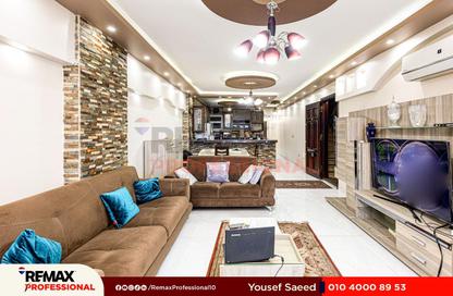 Apartment - 3 Bedrooms - 2 Bathrooms for sale in Al Geish Road - Camp Chezar - Hay Wasat - Alexandria