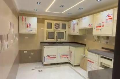 شقة - 3 غرف نوم - 3 حمامات للبيع في شارع سوريا - المهندسين - الجيزة