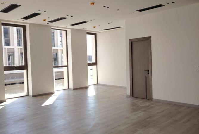 74042395 - Property Image 2