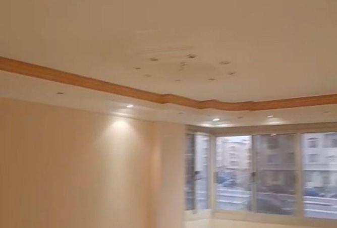 52448061 - صورة العقار 3