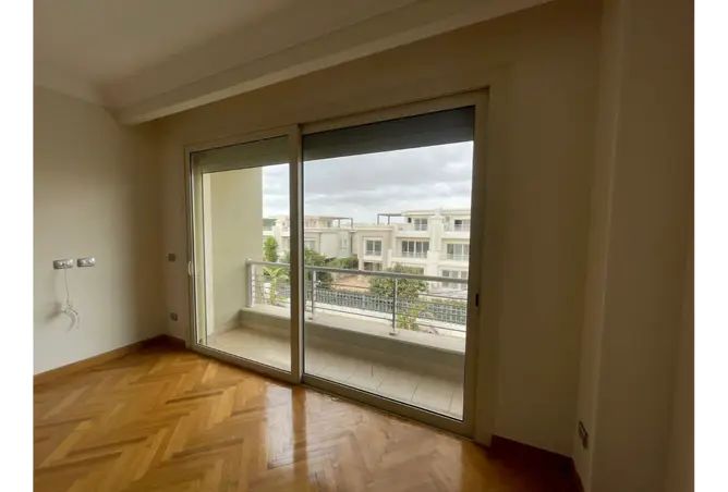 102080443 - Property Image 2