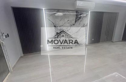 Apartment - 3 - 2 for sale in Town Residence 41 - 5th Settlement Compounds - The 5th Settlement - New Cairo City - Cairo
