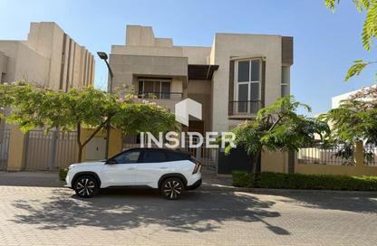 فيلا - 6 - 6 للبيع في كايرو فيستيفال سيتى - المستثمرين الشمالية - مدينة القاهرة الجديدة - القاهرة