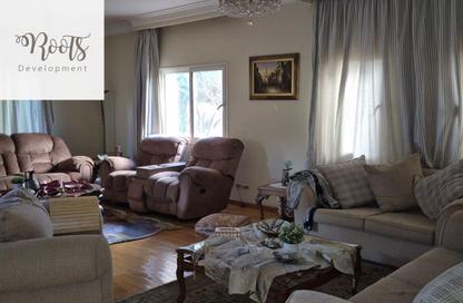 Villa - 3 Bedrooms - 4 Bathrooms for sale in Street 10 - Greens - 6th District - Sheikh Zayed City - Giza Villa - 3 Bedrooms - 4 Bathrooms for sale in Street 10 - Greens - 6th District - Sheikh Zayed City - Giza