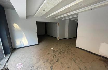 Shop - Studio - 3 Bathrooms for rent in Gameat Al Dewal Al Arabeya St. - Mohandessin - Giza Shop - Studio - 3 Bathrooms for rent in Gameat Al Dewal Al Arabeya St. - Mohandessin - Giza