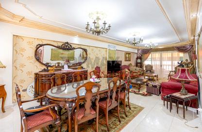 شقة - 3 غرف نوم - 2 حمامات للبيع في طريق الجيش - السرايا - سيدي بشر - حي اول المنتزة - الاسكندرية