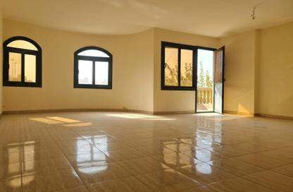 Apartment - 4 Bedrooms - 3 Bathrooms for rent in Street 17 - District 5 - The 5th Settlement - New Cairo City - Cairo