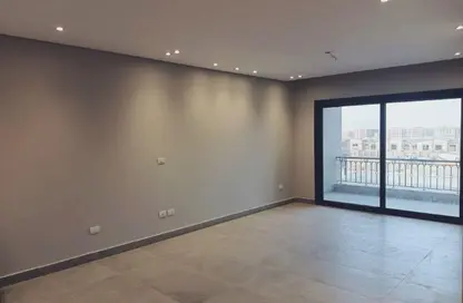 Apartment - 3 Bedrooms - 3 Bathrooms for rent in Village West - Sheikh Zayed Compounds - Sheikh Zayed City - Giza