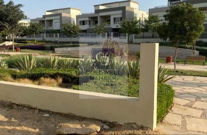 Townhouse - 5 Bedrooms - 4 Bathrooms for sale in Garden Residence - Hyde Park - New Cairo City - Cairo