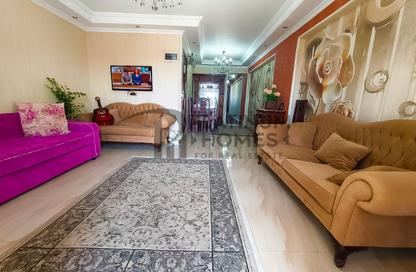 Apartment - 2 Bedrooms - 1 Bathroom for sale in Zezenia - Hay Sharq - Alexandria
