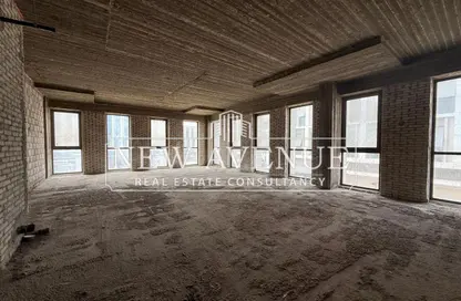 عيادة - غرفة نوم - 1 حمام للايجار في ميفيدا - كمبوندات التجمع الخامس - التجمع الخامس - مدينة القاهرة الجديدة - القاهرة