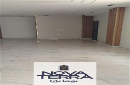 Apartment - 3 Bedrooms - 3 Bathrooms for sale in Al Hekma St. - Sheikh Zayed City - Giza