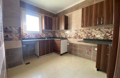 Apartment - 2 Bedrooms - 2 Bathrooms for sale in Regents Park - Al Andalus District - New Cairo City - Cairo