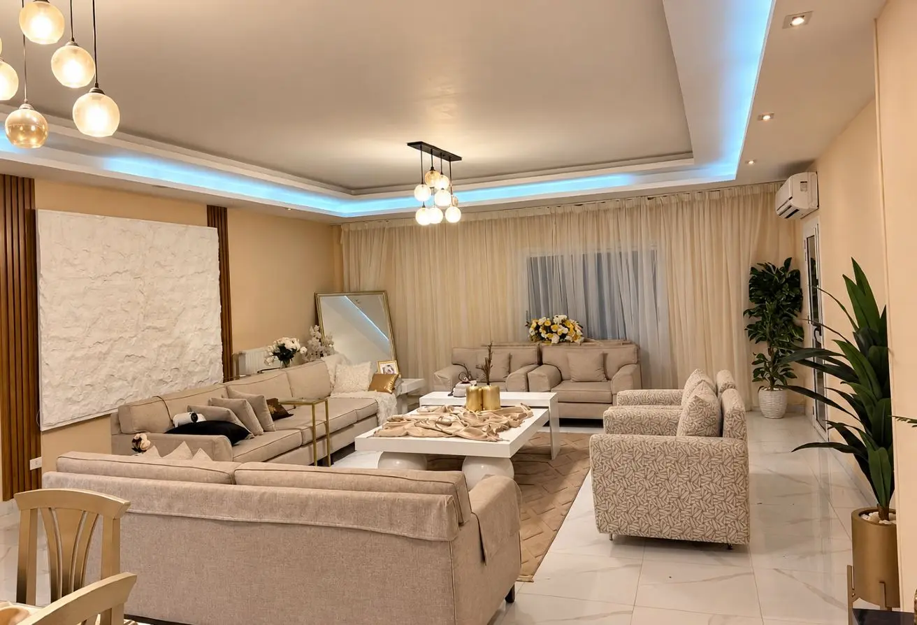 118807990 - Property Main Image
