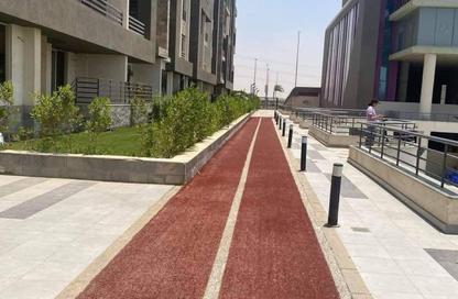 Apartment - 3 Bedrooms - 3 Bathrooms for sale in Kenz - Hadayek October - 6 October City - Giza