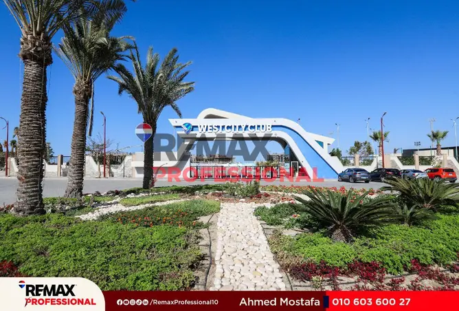 8552701 - Property Image 3