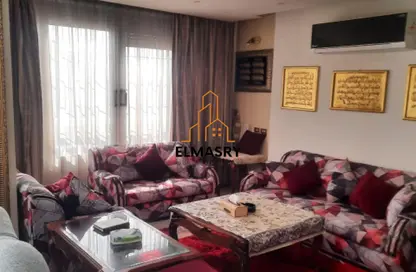 شقة - 3 غرف نوم - 2 حمامات للايجار في شارع الثوره - الدقي - الجيزة