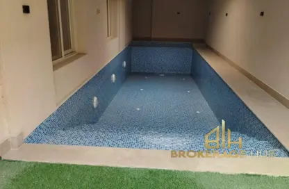 شقة - 3 غرف نوم - 3 حمامات للايجار في غرب الجولف - كمبوندات القطامية - القطامية - مدينة القاهرة الجديدة - القاهرة