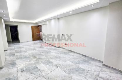 Apartment - 3 Bedrooms - 2 Bathrooms for sale in El Riada School St. - Smouha - Hay Sharq - Alexandria Apartment - 3 Bedrooms - 2 Bathrooms for sale in El Riada School St. - Smouha - Hay Sharq - Alexandria