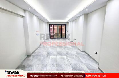 Apartment - 3 Bedrooms - 2 Bathrooms for sale in El Riada School St. - Smouha - Hay Sharq - Alexandria Apartment - 3 Bedrooms - 2 Bathrooms for sale in El Riada School St. - Smouha - Hay Sharq - Alexandria