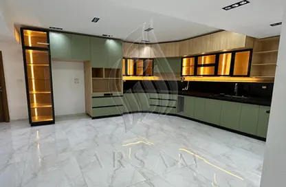 Apartment - 3 Bedrooms - 3 Bathrooms for sale in Al Shouyfat St. - District 1 - The 5th Settlement - New Cairo City - Cairo