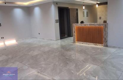 Apartment - 3 Bedrooms - 2 Bathrooms for rent in Degla Square - Degla - Hay El Maadi - Cairo