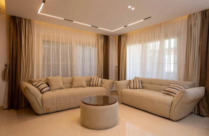 Apartment - 3 Bedrooms - 3 Bathrooms for rent in Stone Residence - 5th Settlement Compounds - The 5th Settlement - New Cairo City - Cairo