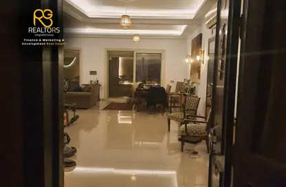 تاون هاوس - 3 غرف نوم - 3 حمامات للبيع في جرين 3 - الحي الثاني - الشيخ زايد - الجيزة