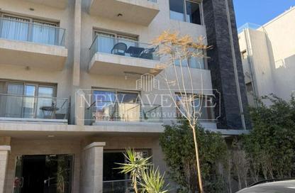 Apartment - 2 - 3 for sale in Galleria Moon Valley - South Investors Area - New Cairo City - Cairo