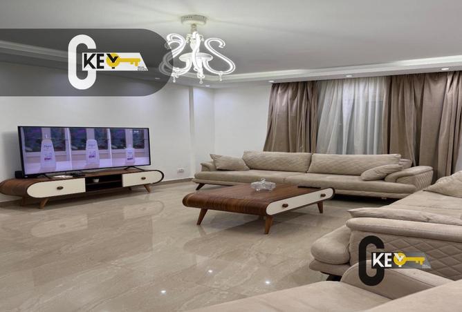 72720980 - Property Image 2
