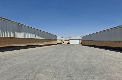 Warehouse - Studio - 2 Bathrooms for rent in Obour City - Qalyubia