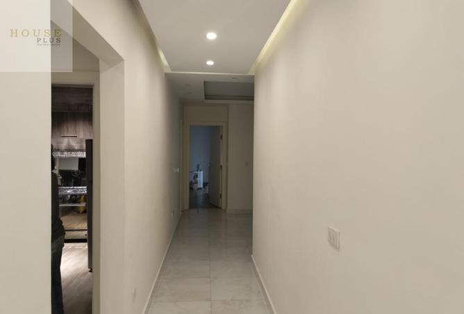 8594801 - Property Image 3