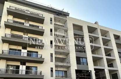 Apartment - 3 Bedrooms - 3 Bathrooms for sale in Swan Lake Residence - 5th Settlement Compounds - The 5th Settlement - New Cairo City - Cairo