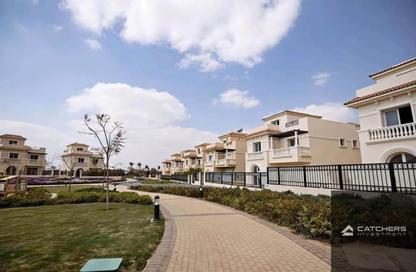 Apartment - 1 Bedroom - 2 Bathrooms for sale in Hyde Park - New Cairo City - Cairo