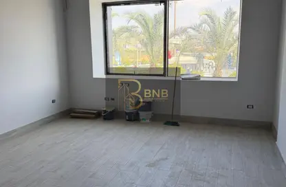 مساحات مكتبية - 3 غرف نوم - 1 حمام للايجار في ليك فيو - كمبوندات التجمع الخامس - التجمع الخامس - مدينة القاهرة الجديدة - القاهرة