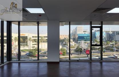 Office Space - Studio - 1 Bathroom for rent in Central Avenue - 2nd District - Sheikh Zayed City - Giza Office Space - Studio - 1 Bathroom for rent in Central Avenue - 2nd District - Sheikh Zayed City - Giza