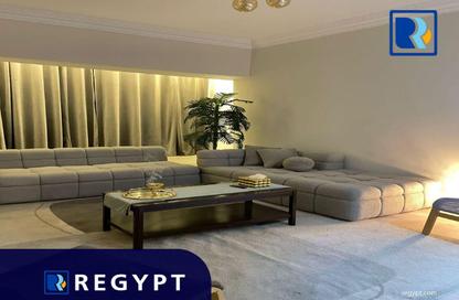 Apartment - 2 Bedrooms - 1 Bathroom for rent in Zakaria Rizk St. - Zamalek - Cairo Apartment - 2 Bedrooms - 1 Bathroom for rent in Zakaria Rizk St. - Zamalek - Cairo