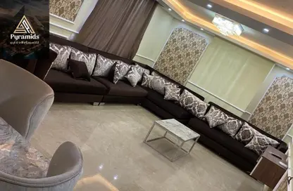 Apartment - 2 Bedrooms - 2 Bathrooms for rent in Ahmed Orabi St. - Mohandessin - Giza