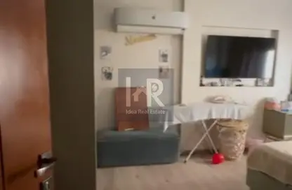 Apartment - 3 Bedrooms - 2 Bathrooms for sale in Shorouk City - Cairo