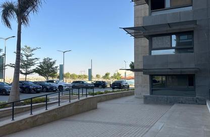 عيادة - استوديو - 2 حمامات للبيع في نيو جيزة - طريق مصر اسكندرية الصحراوي - مدينة 6 أكتوبر - الجيزة