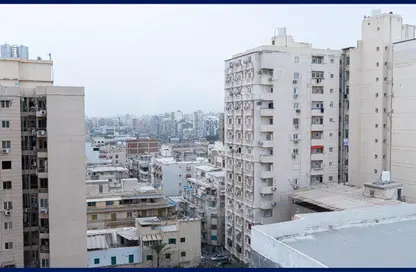 شقة - 3 غرف نوم - 2 حمامات للبيع في شارع علي ذو الفقار - كفر عبده - رشدي - حي شرق - الاسكندرية