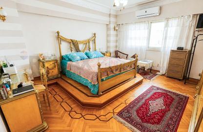 Apartment - 3 Bedrooms - 2 Bathrooms for sale in Laurent - Hay Sharq - Alexandria