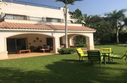 فيلا - 6 غرف نوم - 7 حمامات للايجار في جرين هايتس - محور 26 يوليو - مدينة 6 أكتوبر - الجيزة