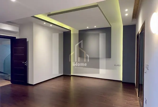 110753830 - Property Image 3