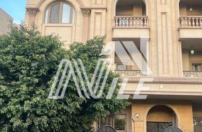 Apartment - 3 Bedrooms - 3 Bathrooms for sale in Al Narges 3 - Al Narges - New Cairo City - Cairo