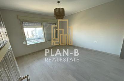 (بنتهاوس  (روف - 3 - 3 للايجار في نيو جيزة - طريق مصر اسكندرية الصحراوي - مدينة 6 أكتوبر - الجيزة